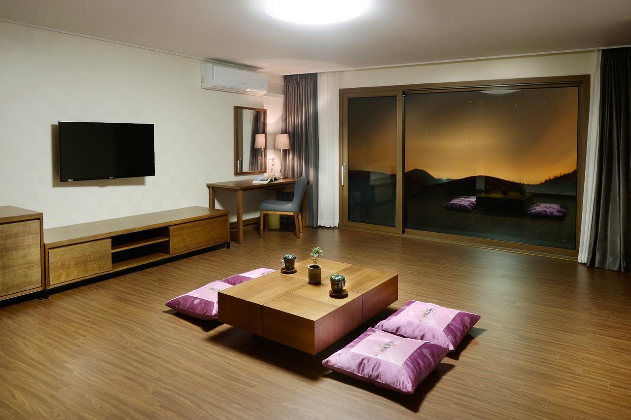 Hotel Jeju Aerospace 4*